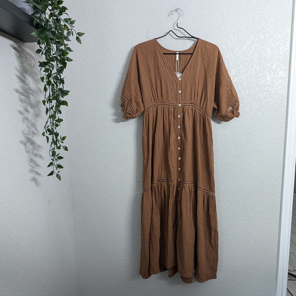 NWT Rylee + Cru Mandi Midi Dress in Brown - Picture 2 of 12